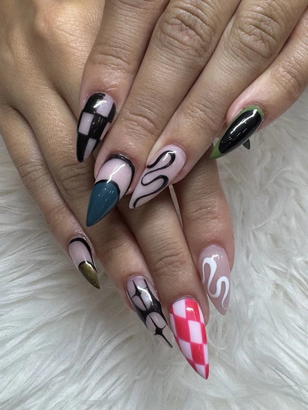 Pinky Nail Bar